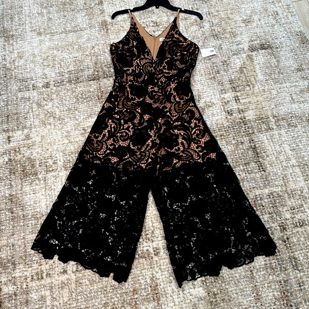 NWT Dress the Population black lace midi romper/nude underlay. Sexy AF. Size M.